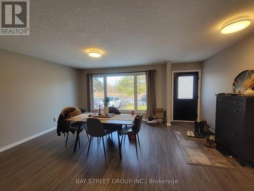 1147 Belle Aire Beach Road, Innisfil, ON - Indoor Photo Showing Dining Room