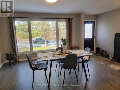 1147 Belle Aire Beach Road, Innisfil, ON - Indoor Photo Showing Dining Room