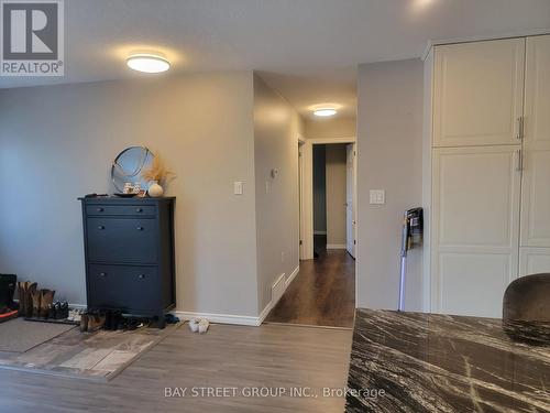 1147 Belle Aire Beach Road, Innisfil, ON - Indoor Photo Showing Other Room