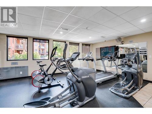 654 Cook Road Unit# 638, Kelowna, BC - Indoor Photo Showing Gym Room