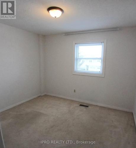 3271 Mead Crescent, Burlington, ON - Indoor Photo Showing Other Room