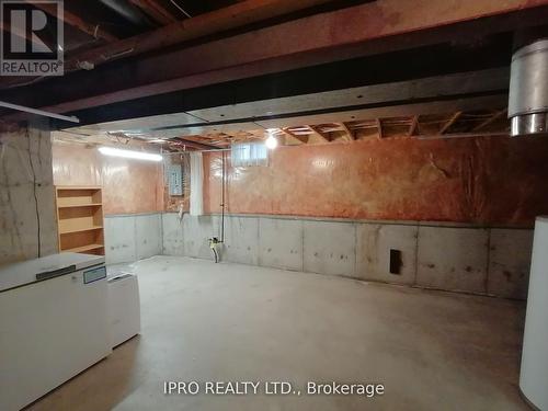 3271 Mead Crescent, Burlington, ON - Indoor Photo Showing Basement