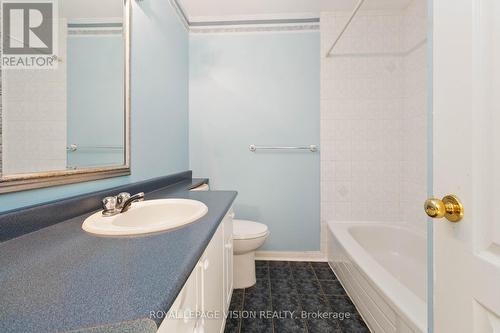 5141 Brada Crescent, Burlington, ON - Indoor Photo Showing Bathroom