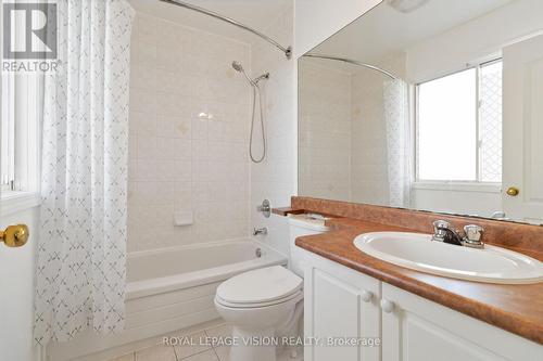 5141 Brada Crescent, Burlington, ON - Indoor Photo Showing Bathroom