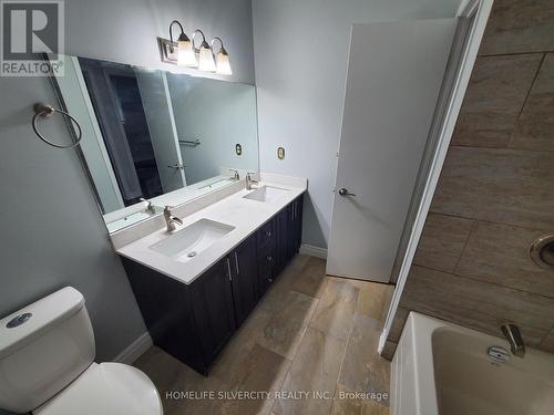 1 - 30 Castlehill Road, Brampton, ON - Indoor Photo Showing Bathroom