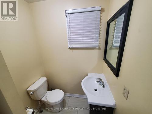 1 - 30 Castlehill Road, Brampton, ON - Indoor Photo Showing Bathroom