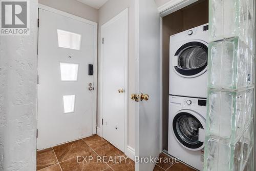 22 East 39Th Street, Hamilton, ON - Indoor Photo Showing Laundry Room