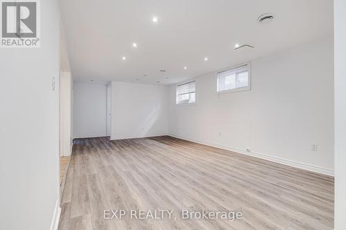 22 East 39Th Street, Hamilton, ON - Indoor Photo Showing Other Room