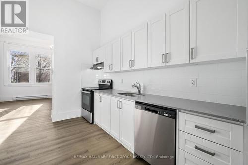 3 - 202 Green Street, Cobourg, ON - Indoor Photo Showing Kitchen