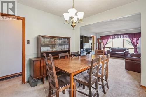 632 Beach Boulevard, Hamilton, ON - Indoor Photo Showing Dining Room