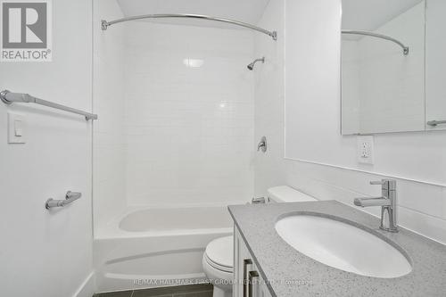 4 - 202 Green Street, Cobourg, ON - Indoor Photo Showing Bathroom