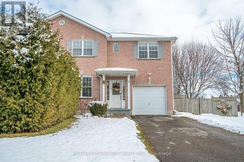 2 Tulip Drive, Tillsonburg, ON - Outdoor With Facade