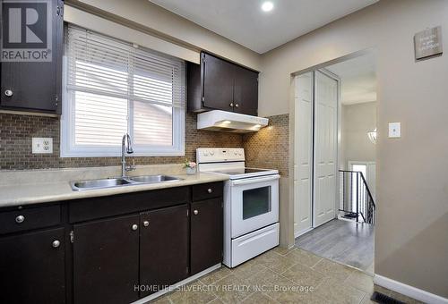 37 Autumn Road, Brantford, ON - Indoor Photo Showing Kitchen With Double Sink