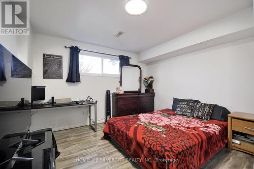 37 Autumn Road, Brantford, ON - Indoor Photo Showing Bedroom