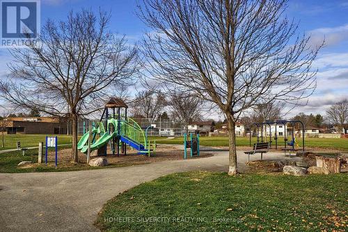 37 Autumn Road, Brantford, ON - Outdoor