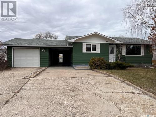 304 4Th Street W, Wynyard, SK - Outdoor