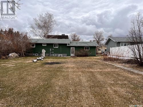 304 4Th Street W, Wynyard, SK - Outdoor