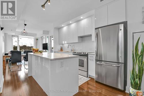 506 - 88 Richmond Road, Ottawa, ON - Indoor Photo Showing Kitchen With Stainless Steel Kitchen With Upgraded Kitchen