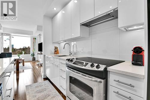 506 - 88 Richmond Road, Ottawa, ON - Indoor Photo Showing Kitchen With Upgraded Kitchen