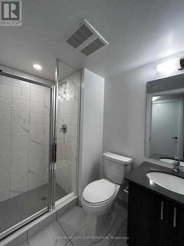 903 - 1435 Celebration Drive, Pickering, ON - Indoor Photo Showing Bathroom