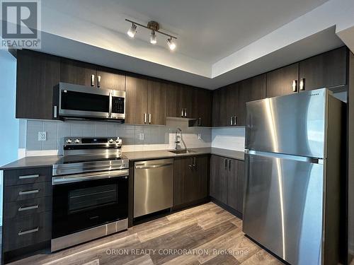 903 - 1435 Celebration Drive, Pickering, ON - Indoor Photo Showing Kitchen