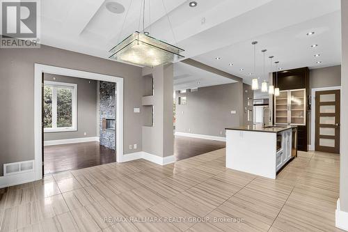 1601 Kingsdale Avenue, Ottawa, ON - Indoor Photo Showing Kitchen