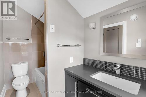 1601 Kingsdale Avenue, Ottawa, ON - Indoor Photo Showing Bathroom