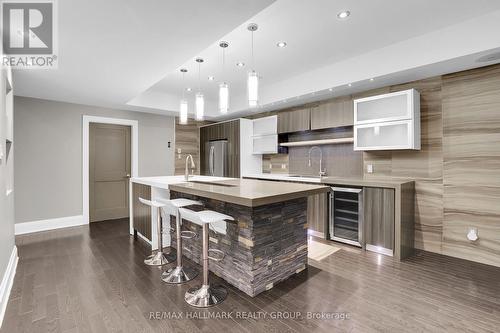 1601 Kingsdale Avenue, Ottawa, ON - Indoor Photo Showing Kitchen With Upgraded Kitchen