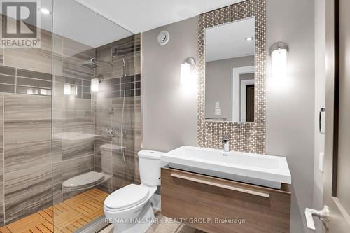 1601 Kingsdale Avenue, Ottawa, ON - Indoor Photo Showing Bathroom