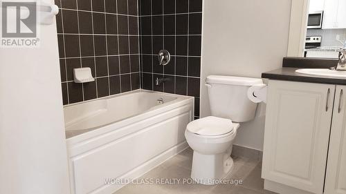 1510 - 349 Rathburn Road W, Mississauga, ON - Indoor Photo Showing Bathroom