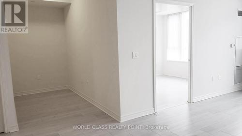 1510 - 349 Rathburn Road W, Mississauga, ON - Indoor Photo Showing Other Room