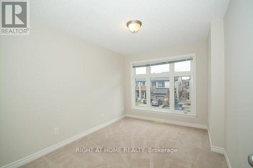 132 Mattingly Way, Ottawa, ON - Indoor Photo Showing Other Room