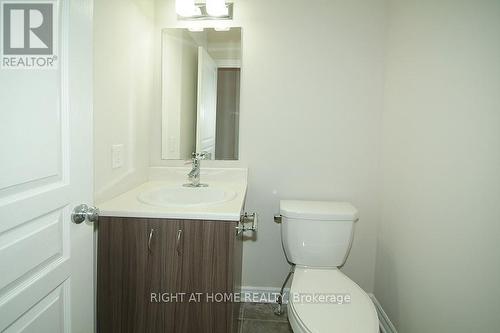 132 Mattingly Way, Ottawa, ON - Indoor Photo Showing Bathroom