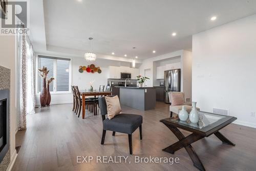 1269 Diamond Street, Clarence-Rockland, ON - Indoor Photo Showing Living Room