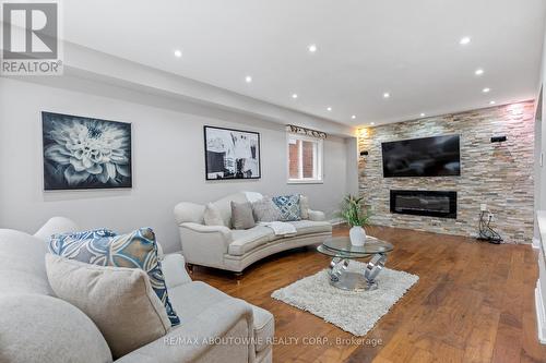 5875 Chessman Court, Mississauga, ON - Indoor Photo Showing Living Room With Fireplace