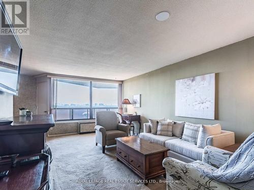 Ph 8 - 284 Mill Road, Toronto, ON - Indoor Photo Showing Living Room