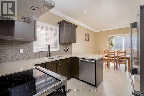 38 Pappain Crescent, Brampton, ON - Indoor Photo Showing Kitchen