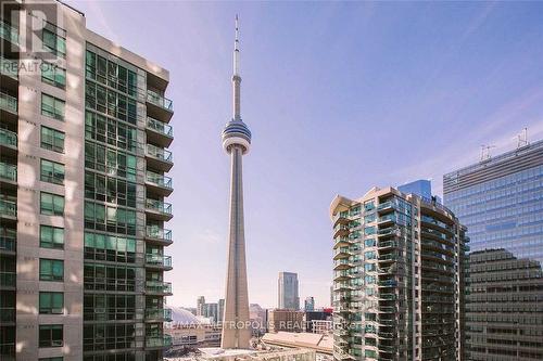 2207 - 12 York Street, Toronto, ON - Outdoor With Balcony With Facade