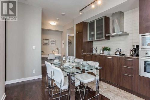 2207 - 12 York Street, Toronto, ON - Indoor Photo Showing Dining Room