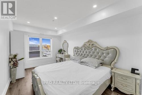 325 - 10 Mendelssohn Street, Toronto, ON - Indoor Photo Showing Bedroom