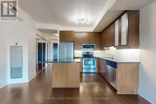 509 - 131 Upper Duke Crescent, Markham, ON - Indoor Photo Showing Kitchen With Stainless Steel Kitchen