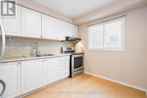 48 - 72 Adelaide Street, Barrie, ON - Indoor Photo Showing Kitchen With Double Sink