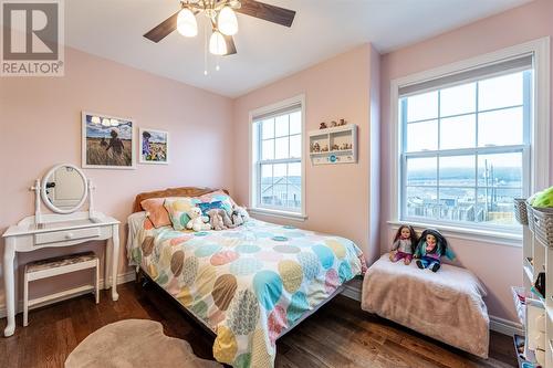 21 Stephano Street, St. John'S, NL - Indoor Photo Showing Bedroom