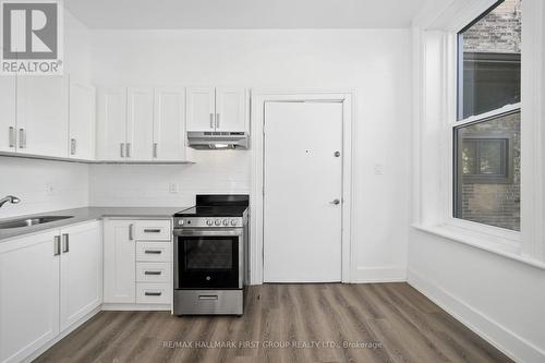 1A - 202 Green Street, Cobourg, ON - Indoor Photo Showing Kitchen