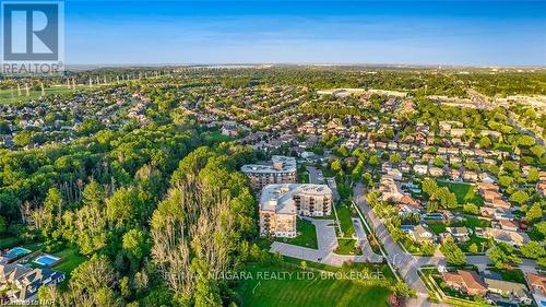 523 - 8111 Forest Glen Drive, Niagara Falls (208 - Mt. Carmel), ON - Outdoor With View