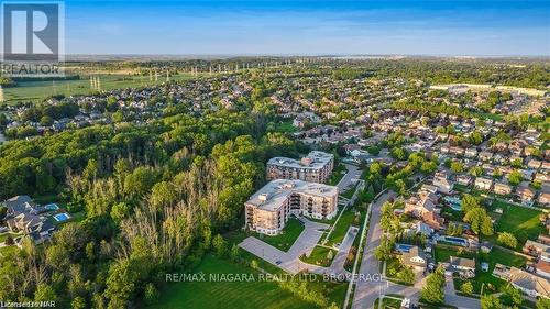 523 - 8111 Forest Glen Drive, Niagara Falls (208 - Mt. Carmel), ON - Outdoor With View