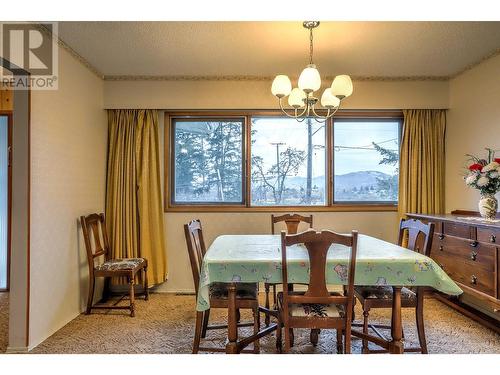 2483 Francis Street, Vernon, BC - Indoor Photo Showing Dining Room