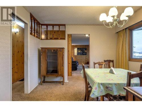 2483 Francis Street, Vernon, BC - Indoor Photo Showing Dining Room