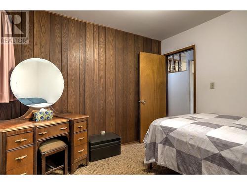 2483 Francis Street, Vernon, BC - Indoor Photo Showing Bedroom