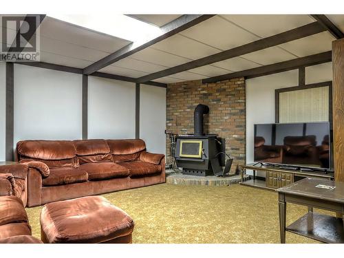 2483 Francis Street, Vernon, BC - Indoor Photo Showing Living Room With Fireplace